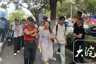 记者：阿劳霍还不急于与巴萨续约 球员仍在拜仁引援名单之中